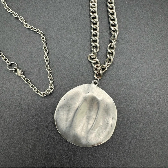 Large Textured Medal Pendant Necklace - Picture 4 of 9